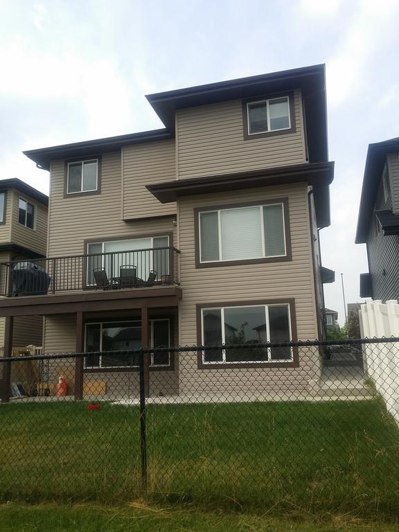 Two Bedroom Lower Suite Fort Saskatchewan Exterior photo